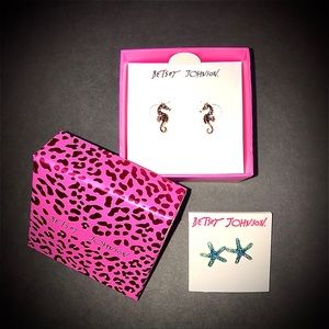 NWT-Betsey Johnson 2 Piece Earring-BUNDLES 10% OFF